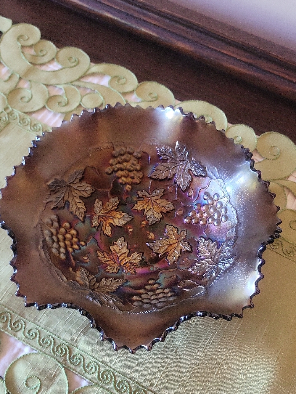 Northwood Amethyst Carnival Glass Ruffled Edge Bowl with Grape and Leaf Motif